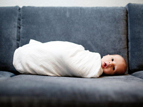 Signs That Tell You It’s Time to Stop Swaddling image