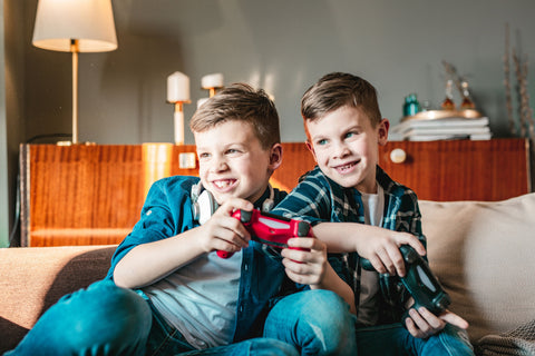 Kids Video Games: When to Take the Plunge? image