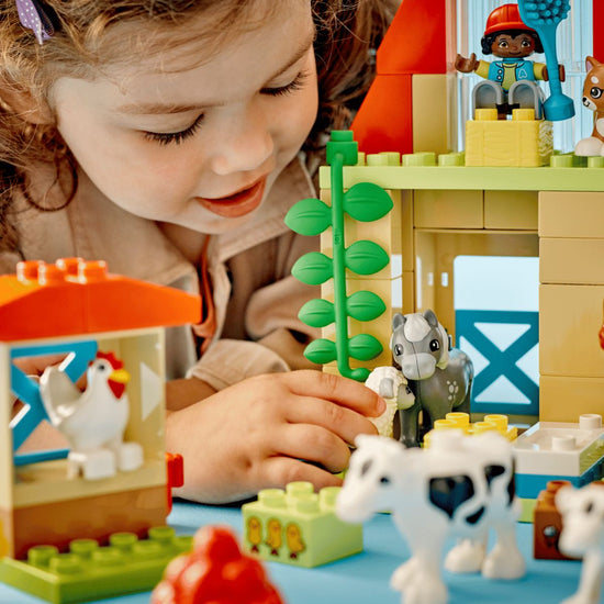 Caring for Animals at the Farm Duplo Set