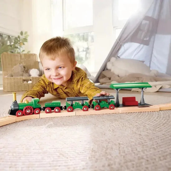 Retro Train with Foldable Chimney