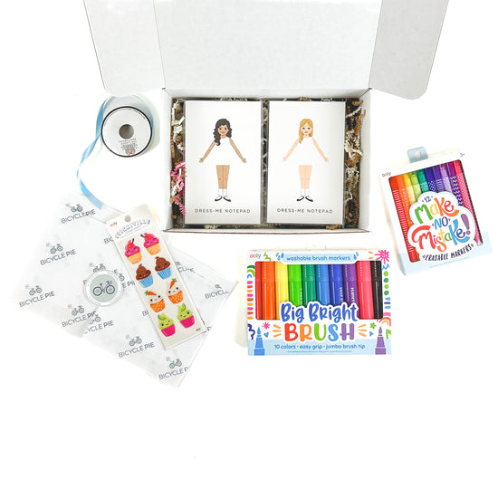 Best Dressed Design & Draw Deluxe Gift Set